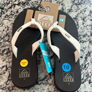 Reef  Sassy Size 10- SOLD